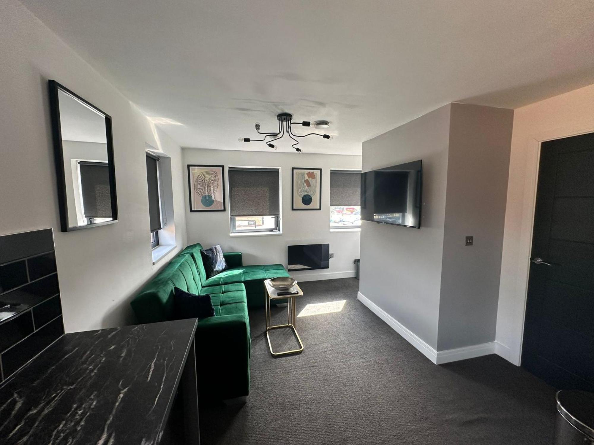 Newark House Premium Apartments With Sofa Beds - Wifi - Free Parking - Perfect For Contractors! Peterborough Exterior foto