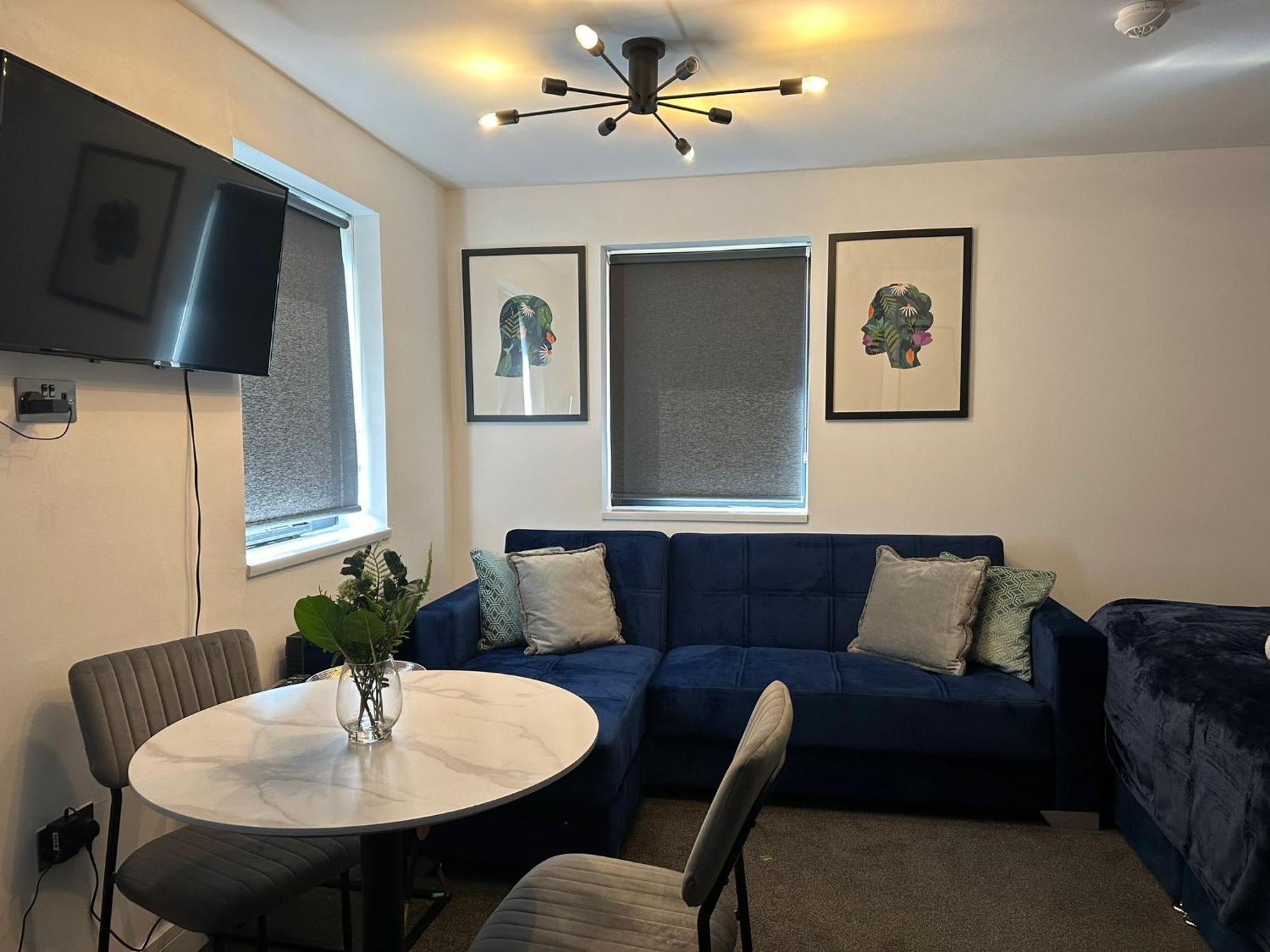 Newark House Premium Apartments With Sofa Beds - Wifi - Free Parking - Perfect For Contractors! Peterborough Exterior foto