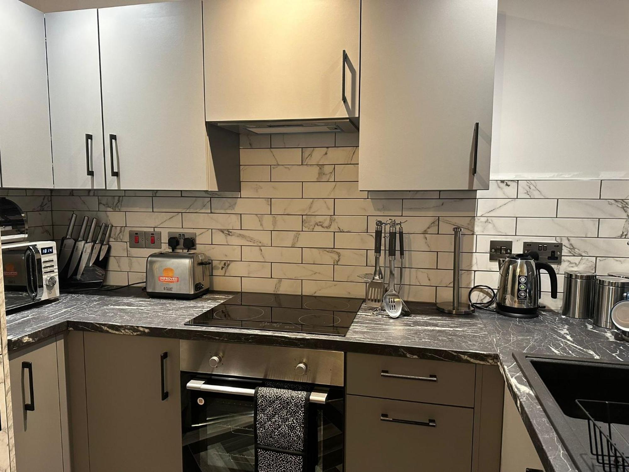 Newark House Premium Apartments With Sofa Beds - Wifi - Free Parking - Perfect For Contractors! Peterborough Exterior foto